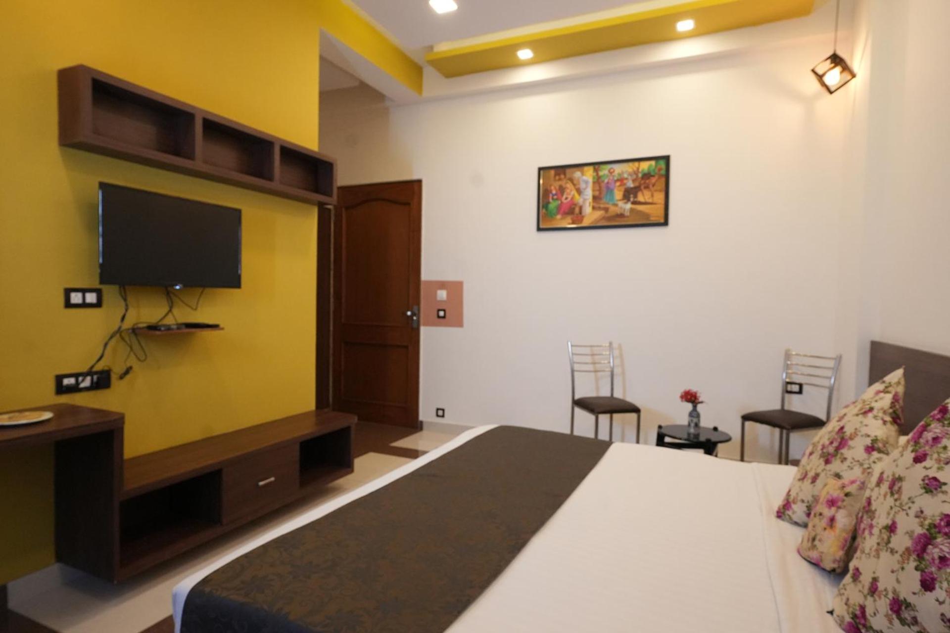 Hotel White Lotus Dungarpur Esterno foto